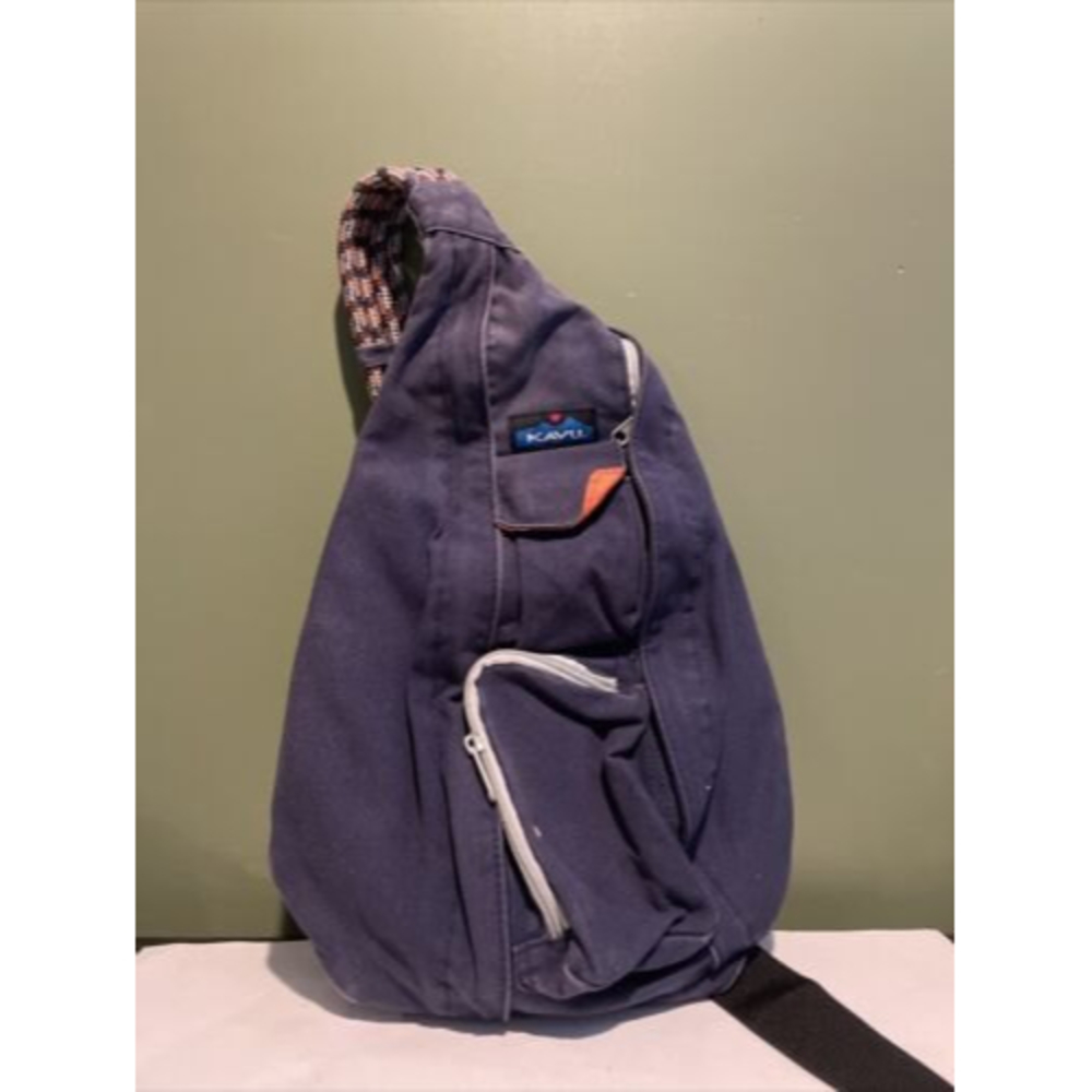 denim Kavu backpack/sling bag. Women’s purse/bag. shoulder strap